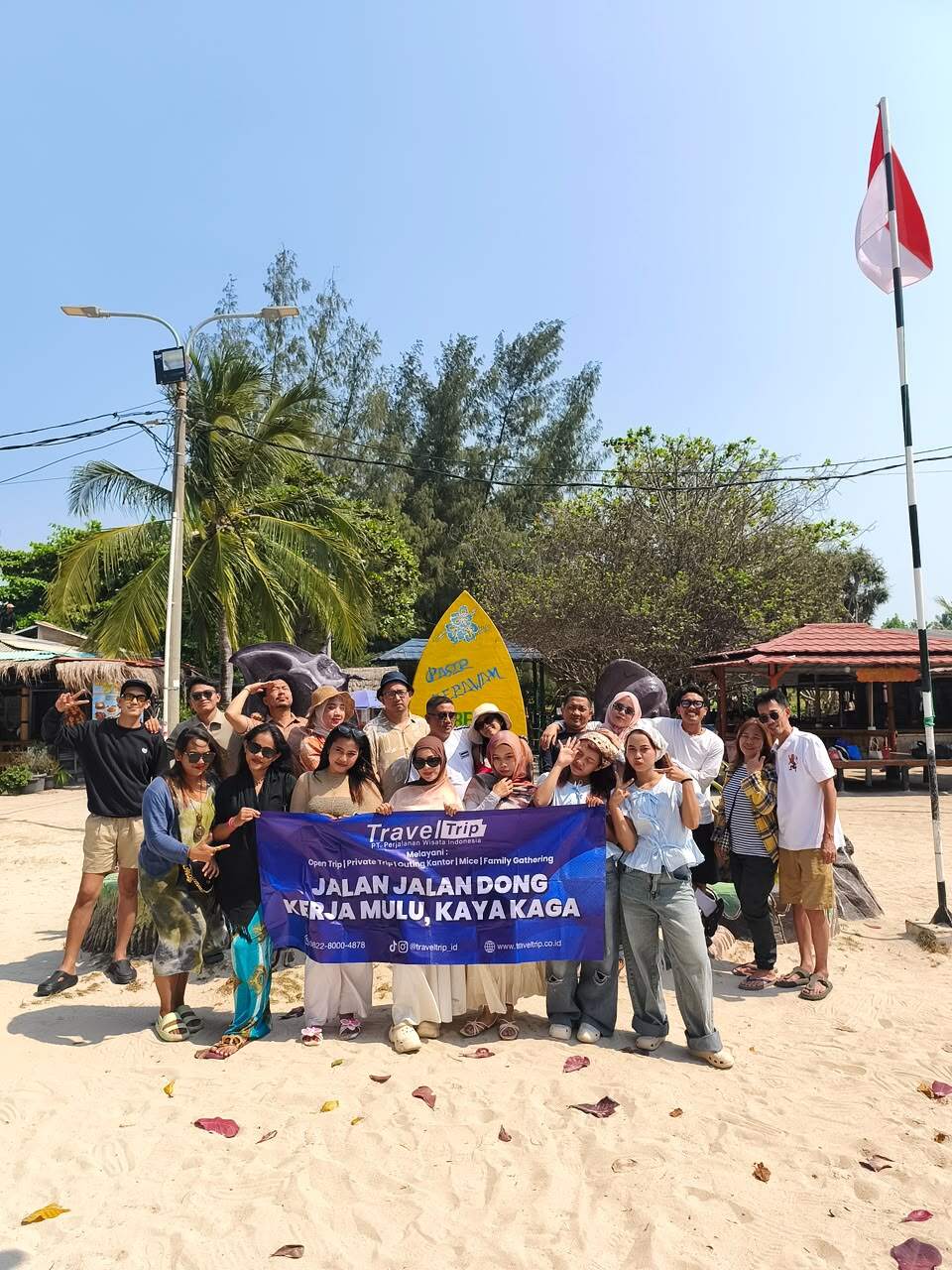 Pulau Pari Seharian by Speedboat